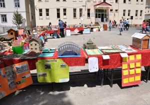 Coğrafyacılardan yıl sonu sergisi